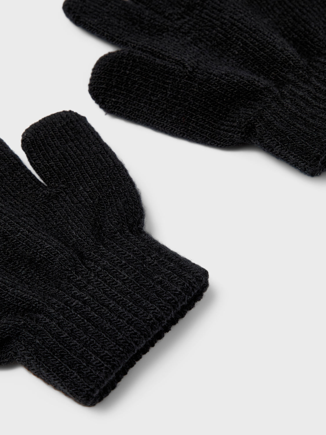 NKNMAGIC Accessories - Black